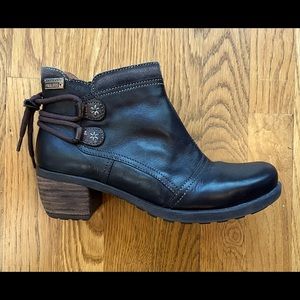 Pikolinos Ankle Boots